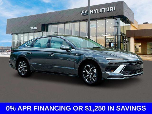 new 2024 Hyundai Sonata car, priced at $26,707