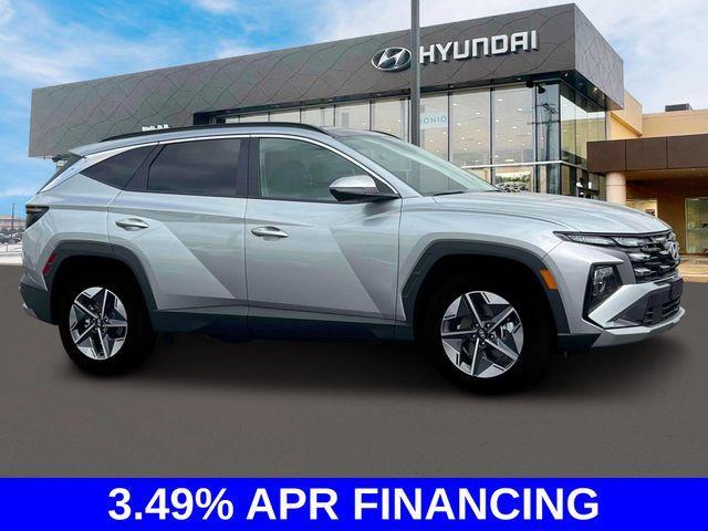new 2025 Hyundai TUCSON Hybrid car, priced at $37,862