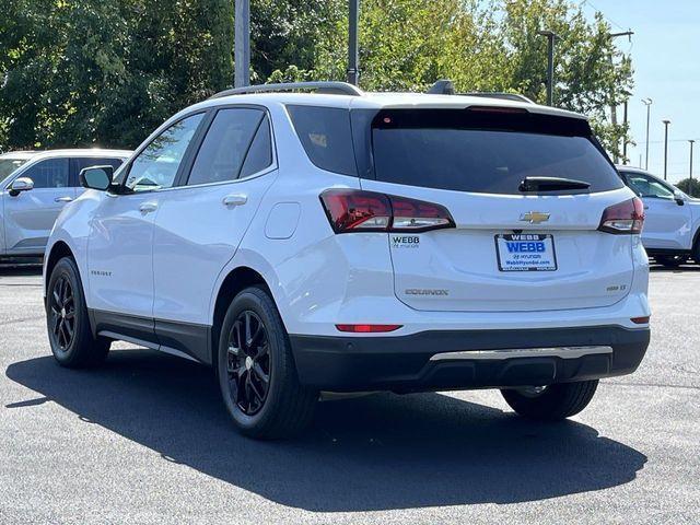 used 2022 Chevrolet Equinox car, priced at $21,051