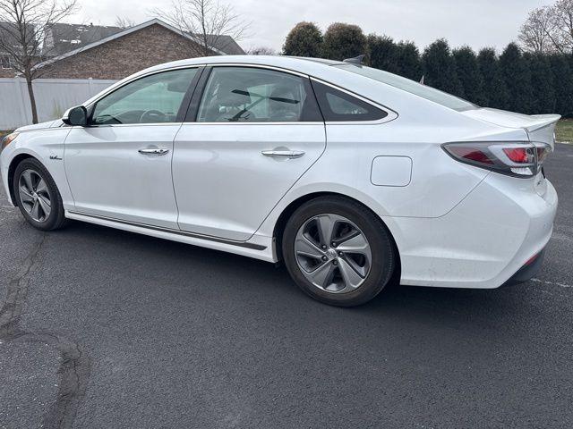 used 2016 Hyundai Sonata Hybrid car, priced at $12,250