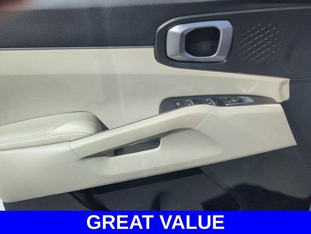 used 2023 Kia Sorento Hybrid car, priced at $27,816