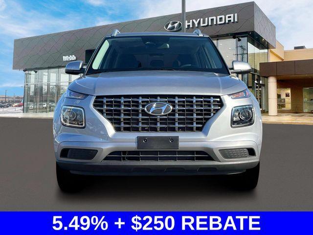 new 2025 Hyundai Venue car, priced at $22,326