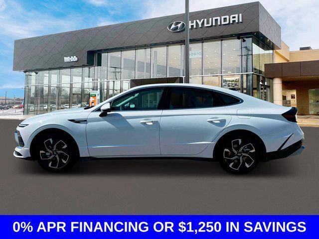 new 2024 Hyundai Sonata car, priced at $27,295