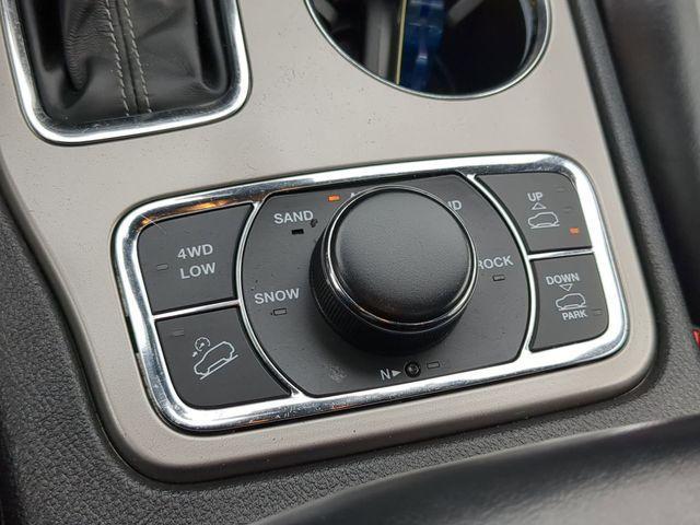 used 2021 Jeep Grand Cherokee car, priced at $33,873