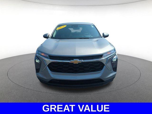 used 2024 Chevrolet Trax car, priced at $21,013