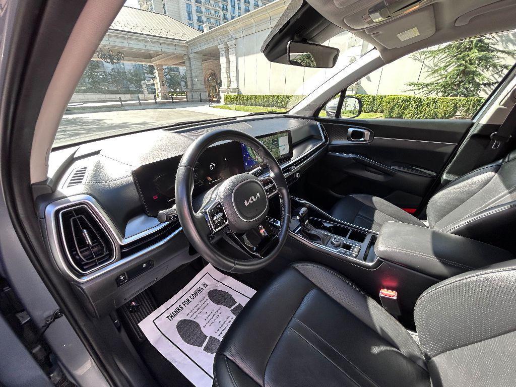 used 2024 Kia Sorento car, priced at $28,950
