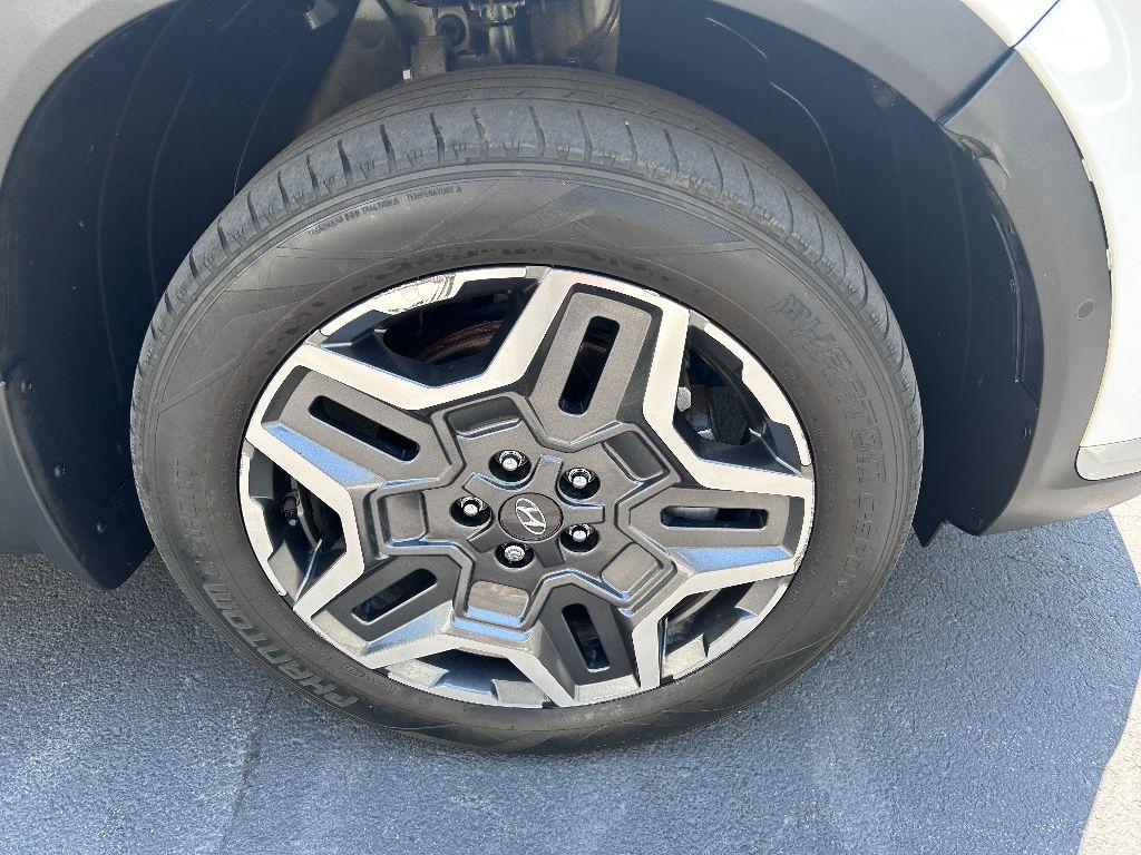 used 2022 Hyundai SANTA FE HEV car, priced at $22,950