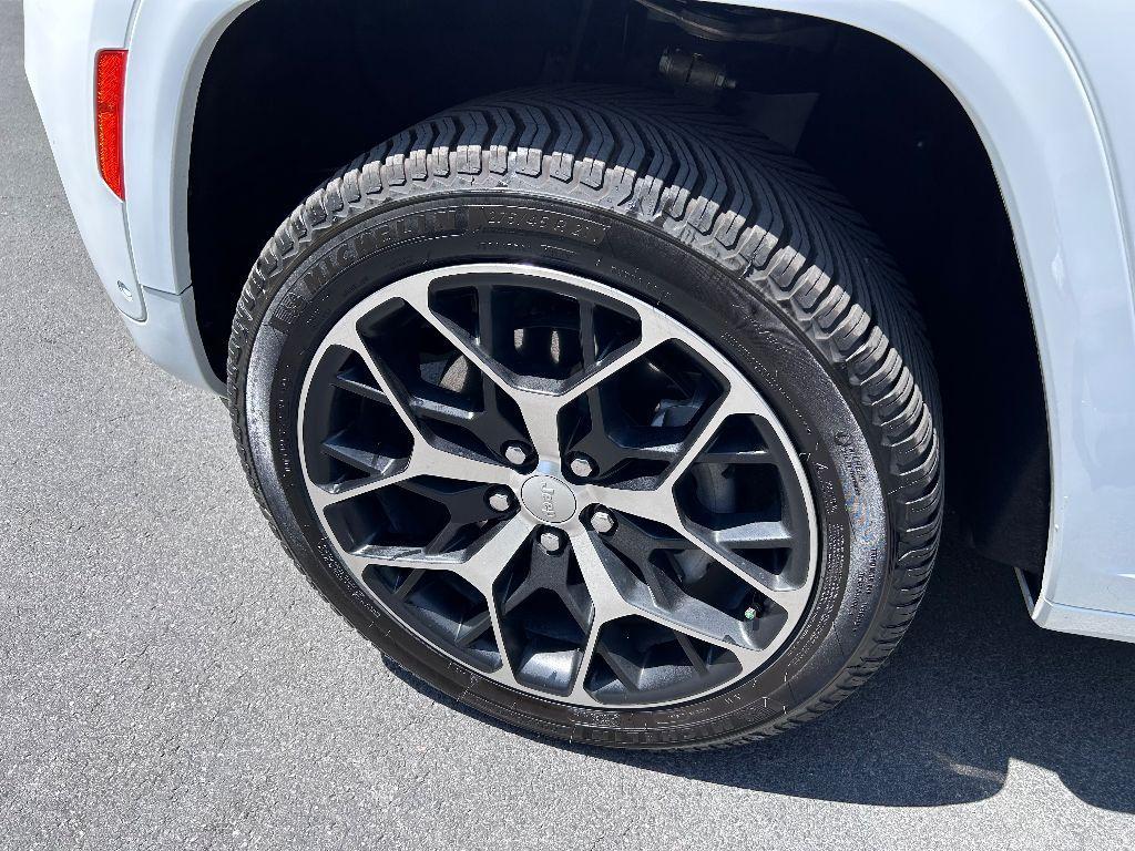used 2022 Jeep Grand Cherokee 4xe car, priced at $38,950
