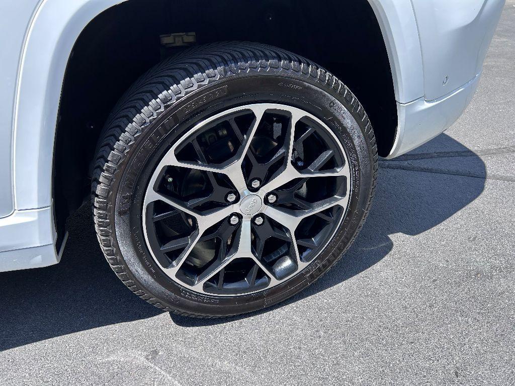 used 2022 Jeep Grand Cherokee 4xe car, priced at $38,950