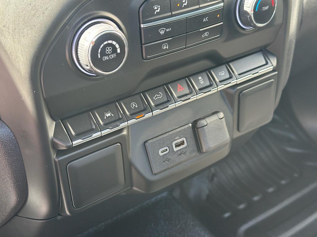 used 2024 Chevrolet Silverado 1500 car, priced at $27,650