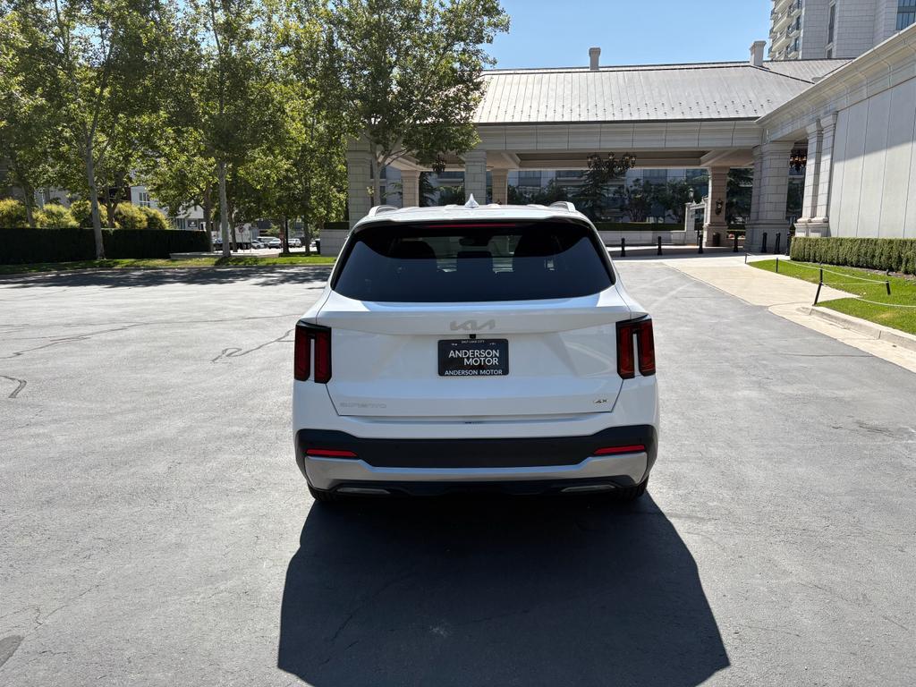 used 2024 Kia Sorento car, priced at $30,950