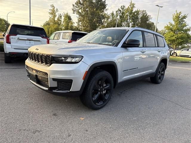 used 2023 Jeep Grand Cherokee L car, priced at $30,000