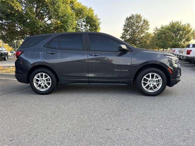used 2022 Chevrolet Equinox car, priced at $18,500