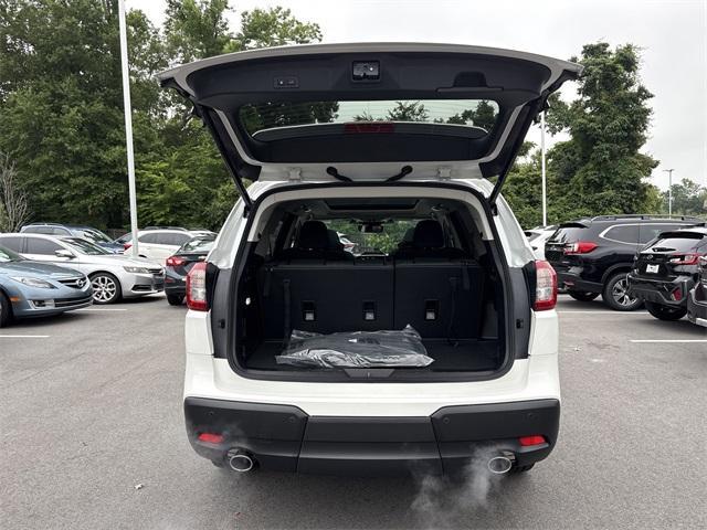 new 2025 Subaru Ascent car, priced at $49,199