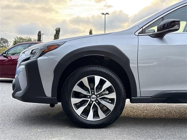 used 2025 Subaru Outback car, priced at $34,000