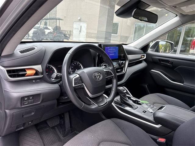 used 2023 Toyota Highlander car, priced at $29,700
