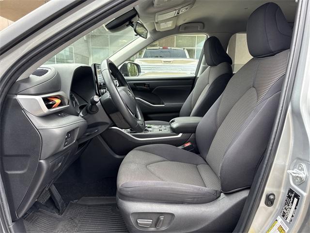 used 2023 Toyota Highlander car, priced at $29,700