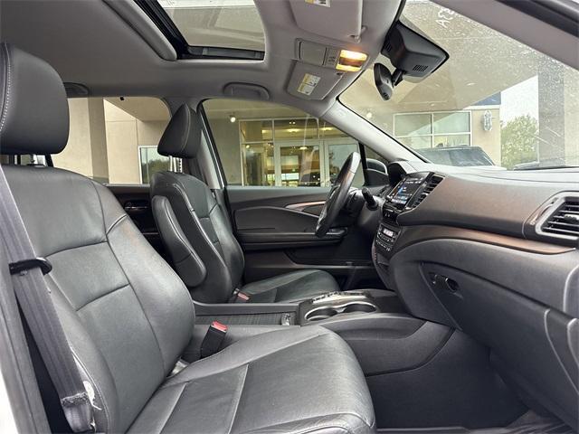 used 2022 Honda Pilot car, priced at $26,200