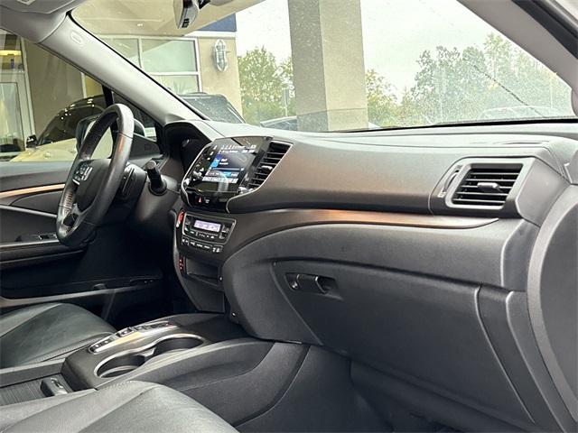 used 2022 Honda Pilot car, priced at $26,200