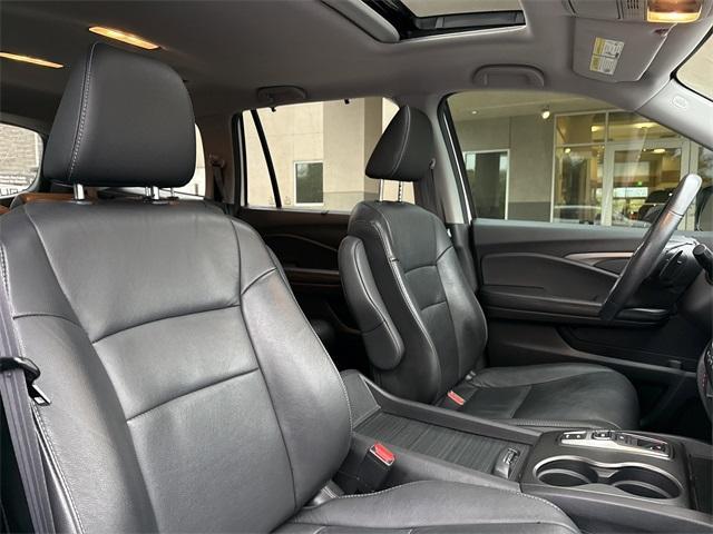 used 2022 Honda Pilot car, priced at $26,200