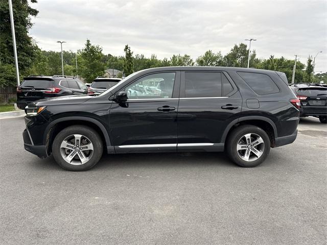 used 2023 Honda Pilot car, priced at $35,000