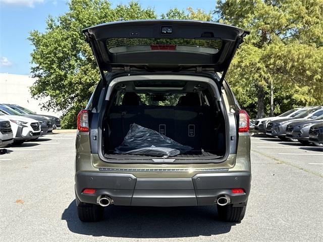 new 2025 Subaru Ascent car, priced at $43,376