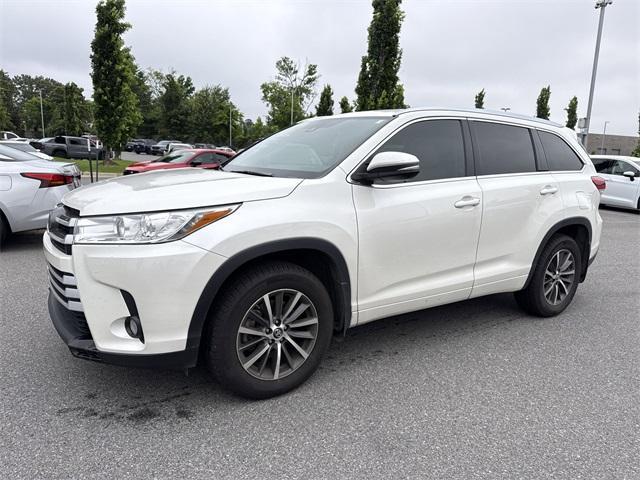 used 2018 Toyota Highlander car, priced at $26,650