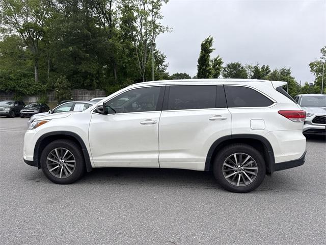 used 2018 Toyota Highlander car, priced at $26,650