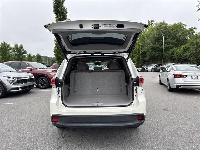 used 2018 Toyota Highlander car, priced at $26,650