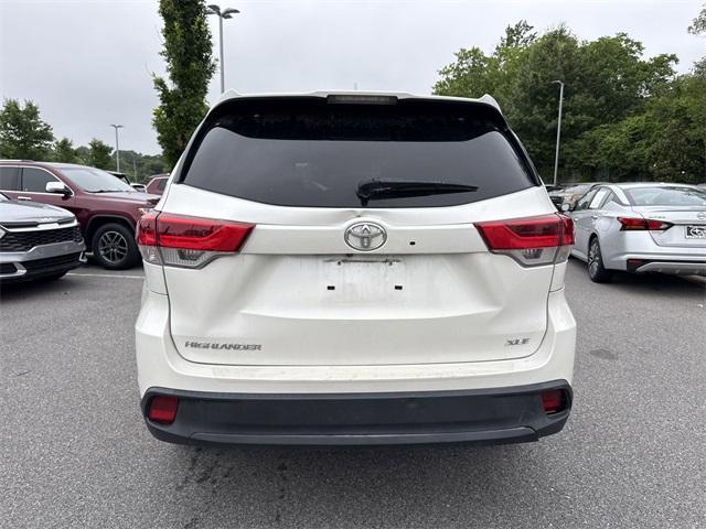 used 2018 Toyota Highlander car, priced at $26,650