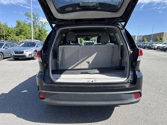 used 2017 Toyota Highlander car, priced at $24,250