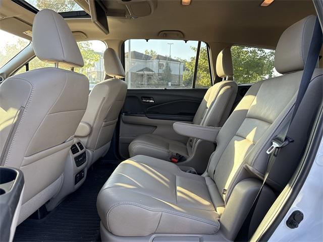 used 2022 Honda Pilot car, priced at $24,750