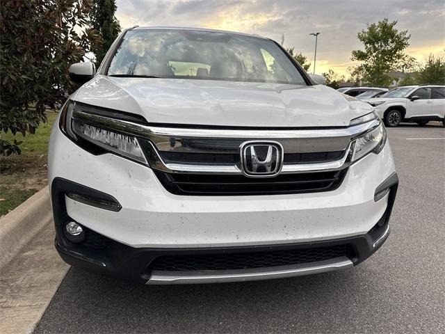 used 2022 Honda Pilot car, priced at $28,000