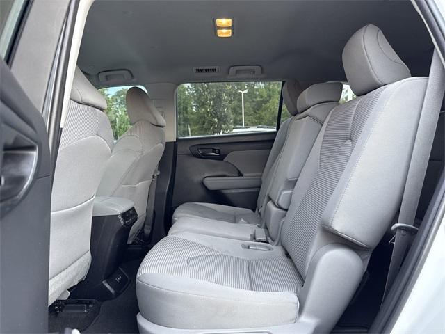 used 2023 Toyota Highlander car, priced at $29,500