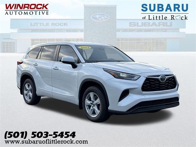 used 2023 Toyota Highlander car, priced at $29,500