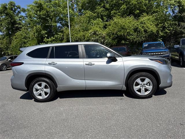 used 2023 Toyota Highlander car, priced at $34,000