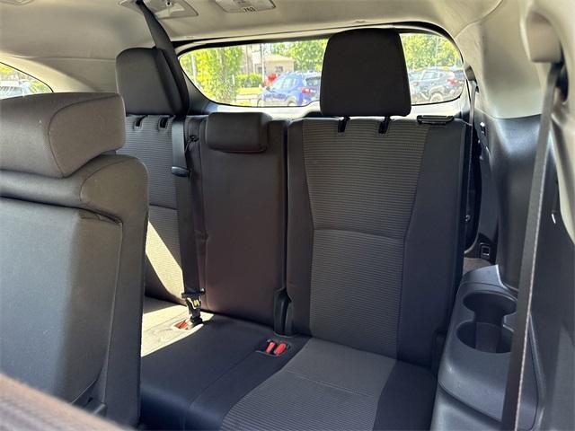 used 2023 Toyota Highlander car, priced at $34,000