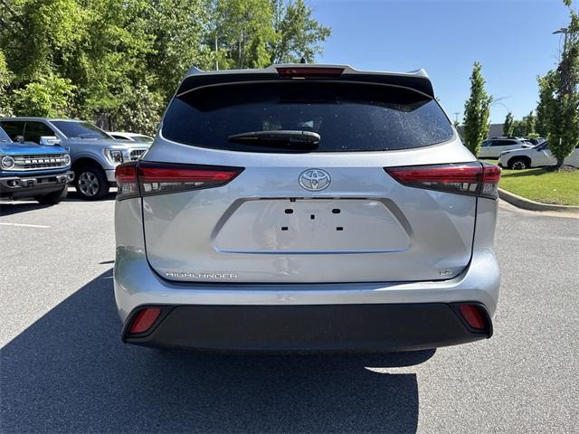 used 2023 Toyota Highlander car, priced at $34,000