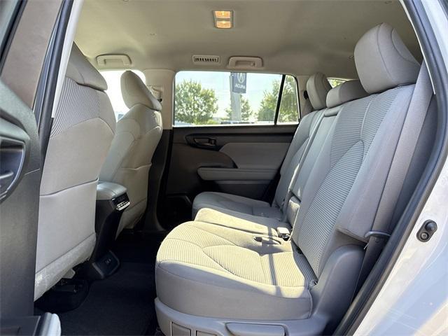 used 2021 Toyota Highlander car, priced at $24,250