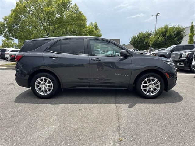 used 2022 Chevrolet Equinox car, priced at $18,000