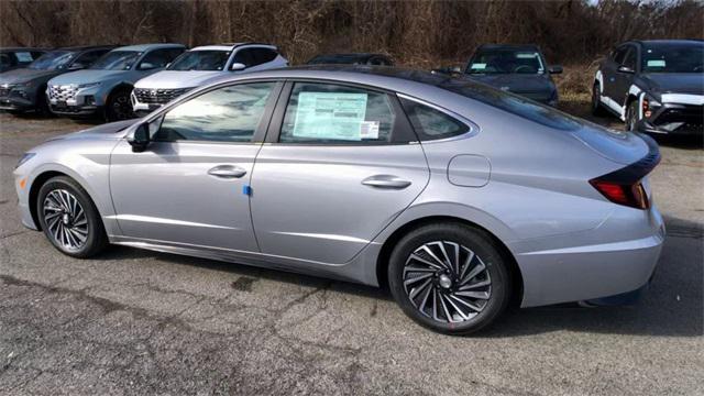 used 2023 Hyundai Sonata Hybrid car, priced at $27,604