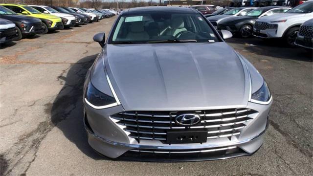 used 2023 Hyundai Sonata Hybrid car, priced at $27,604