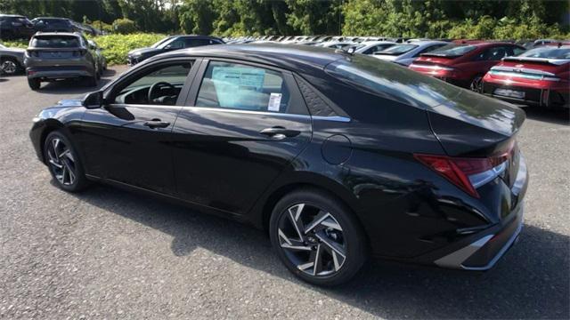 new 2025 Hyundai Elantra car, priced at $31,085