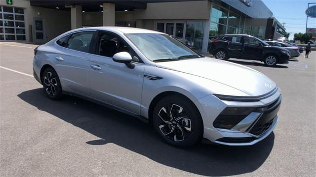 used 2024 Hyundai Sonata car, priced at $26,994