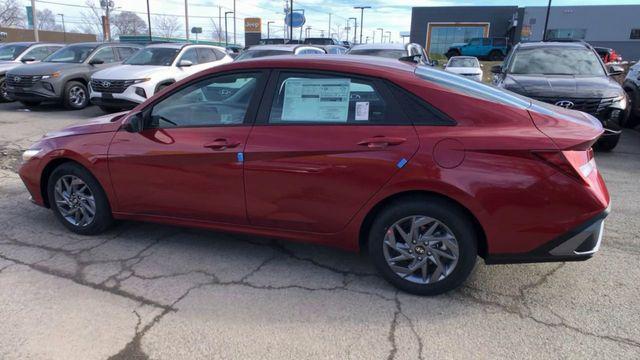 new 2025 Hyundai Elantra car, priced at $25,160