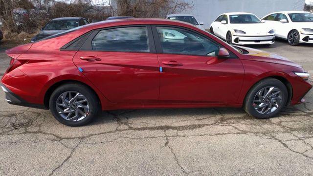 new 2025 Hyundai Elantra car, priced at $25,160