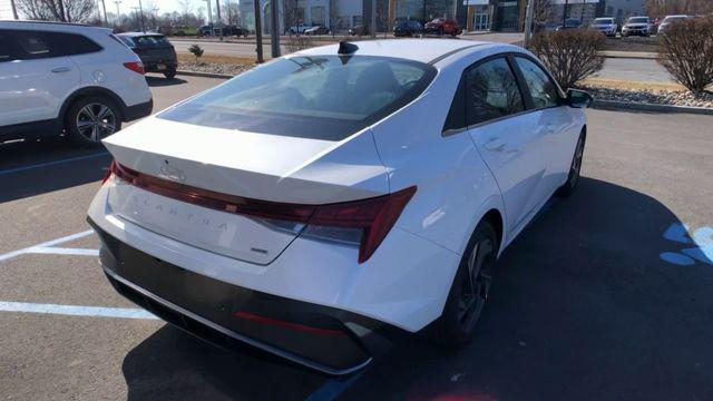 new 2024 Hyundai Elantra car, priced at $31,630