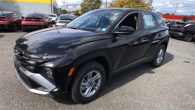 new 2025 Hyundai Tucson car, priced at $32,050