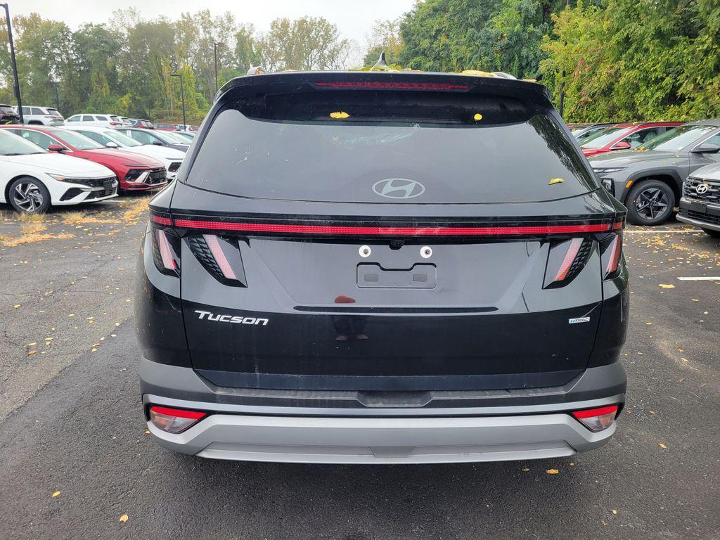 new 2025 Hyundai Tucson car, priced at $37,065