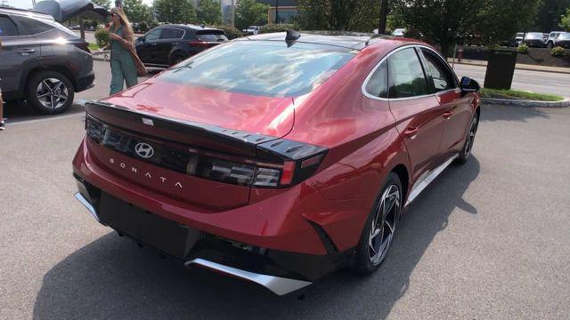 new 2024 Hyundai Sonata car, priced at $32,255